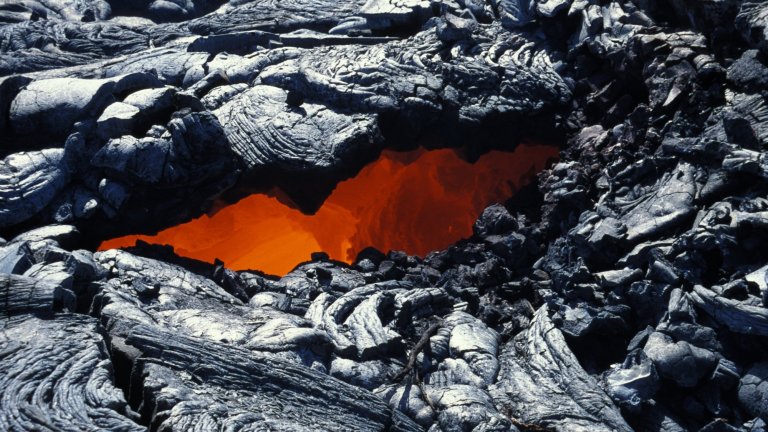 Le volcan Kilauea, à Hawaii, est en éruption permanente depuis 1983. 